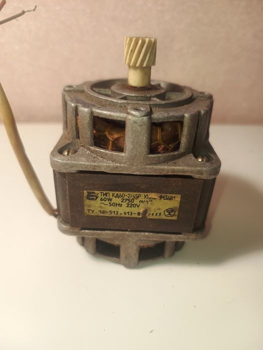 Електродвигун КД 60 2/45Р