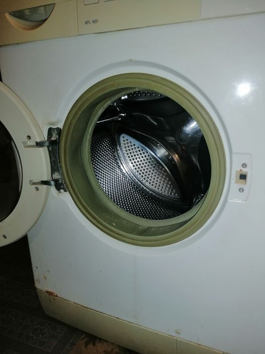 Стиральная машина Bosch 6 кг. 500гр.