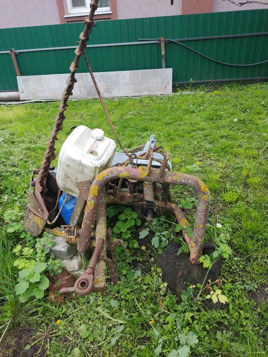 Коса трав'яна польська . В робочому стані.