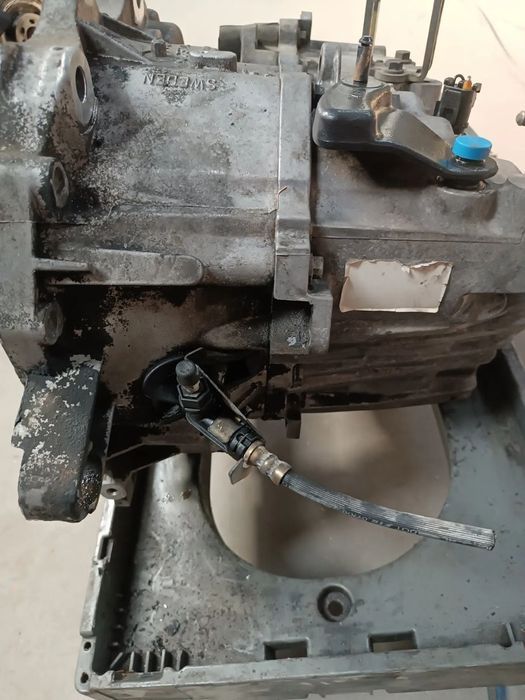 Caixa de velocidades Volvo - 2.5 TDI / S70 / V70 / S80