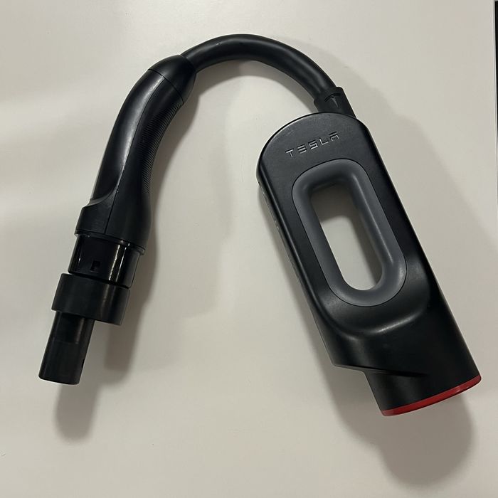 Перехідник Chademo Tesla NACS