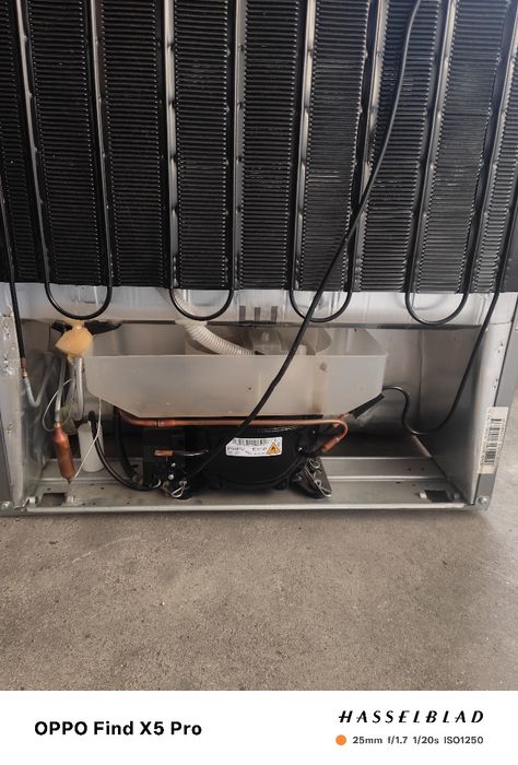 Vendo frigorífico Indesit, como novo..