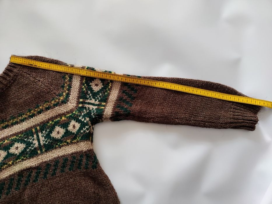 Светр з орнаментом