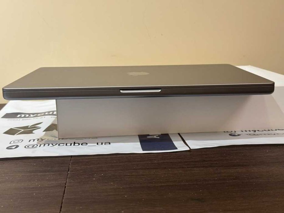 MacBook Pro 16 M1 Pro 16Gb 512Gb 10CPU 16GPU Space Gray 2021 (MK193)