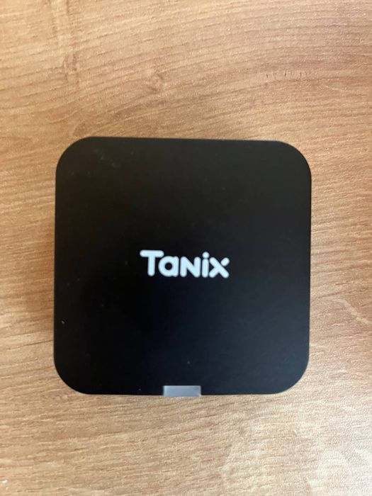Android TV Box Tanix (1GB/8GB) — Smart TV