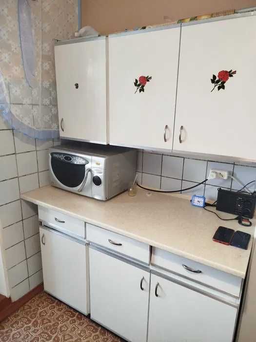 Здам в оренду кімнату біля метро Чернігівська (вул. Кіото, 13).