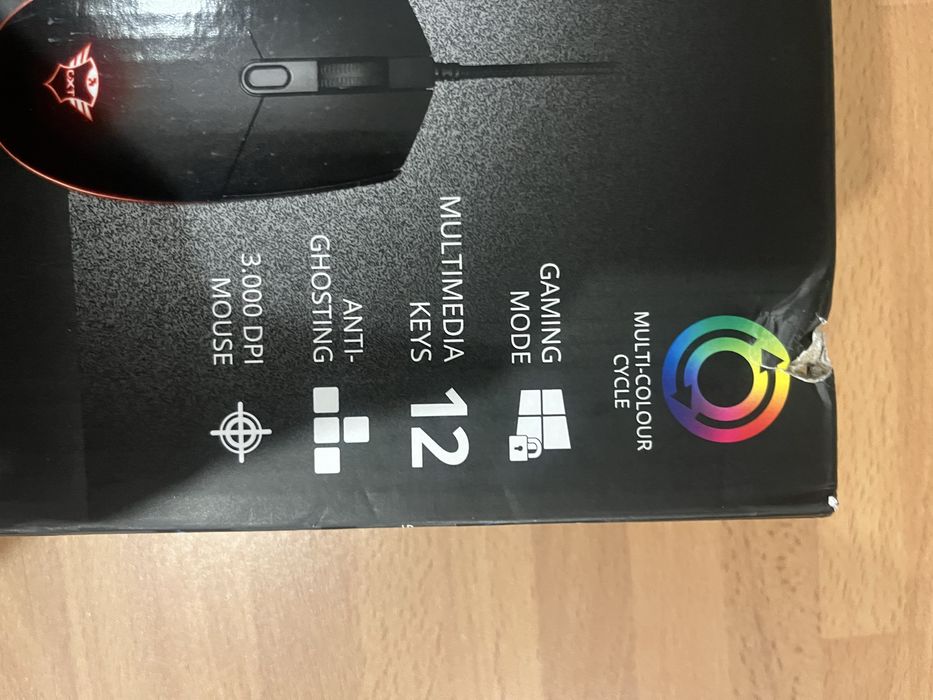 Teclado gamer com luzes