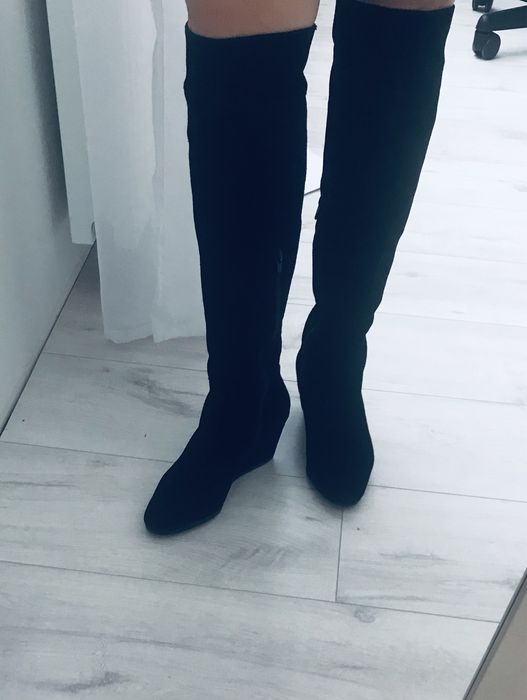 Жіноче взуття в ідеальному стані осінь/зима