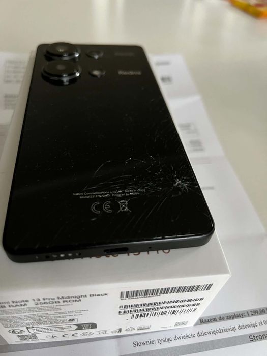 Xiaomi 13 pro. 8+4 GB ram, 256 GB pamięć wewn.