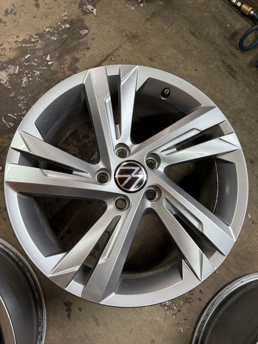 Диски R17 5*112 ET51 7.5J