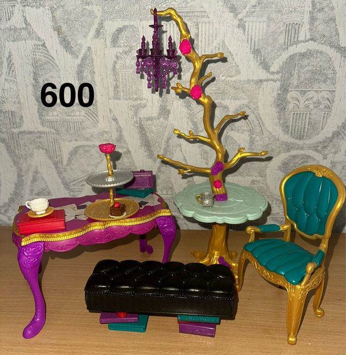 Monster high меблі ever after high