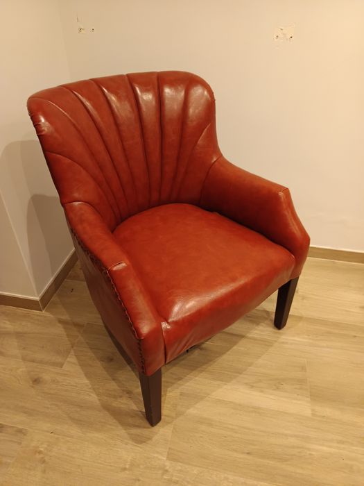 Cadeirao de Sala em pele