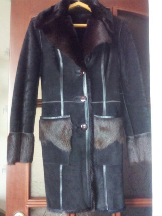 ..Продам натуральную кожаную дубленку, Турция, цвет черный шоколад!!