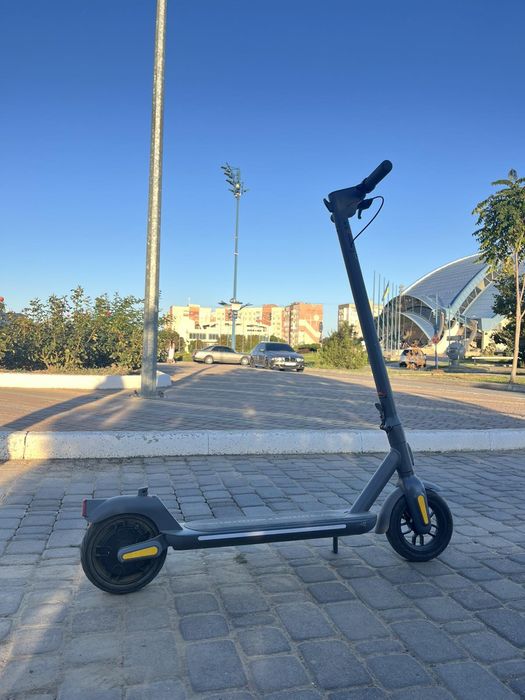 Продам электросамокат