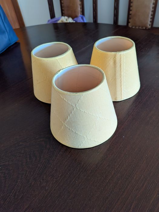 Candeeiro de tecto de latão com Abat-jours