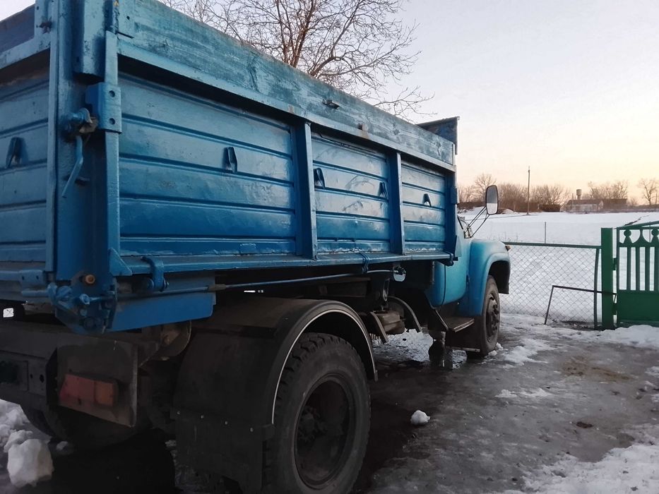 ЗИЛ 130 в хорошому стані