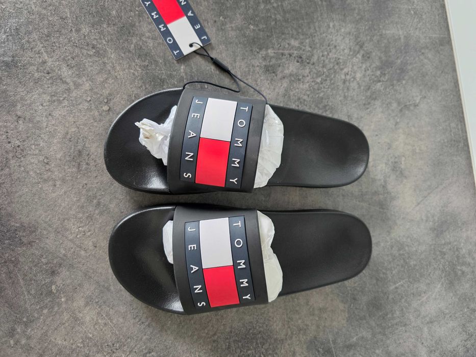 Nowe, oryginalne klapki Tommy Hilfiger
