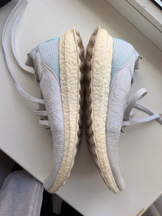 Кросівки Adidas parley ultra boost