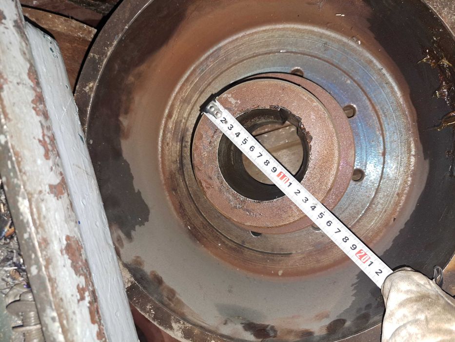 Тормозной барабан шкив 300 мм