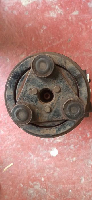 Компрессор кондиционера Mazda 5 (CR) (1,8-2,0) Mazda 3 (BK) (2,0)
