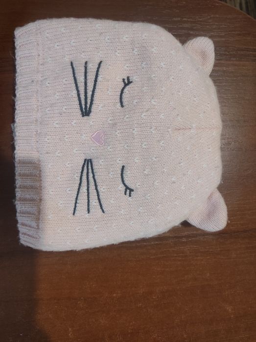 Шапка тепла киця демисезонна для дівчинки на два роки