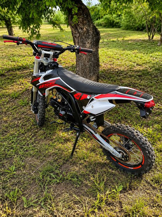 Питбайк BSE SP04 Enduro 140 (9лс)
