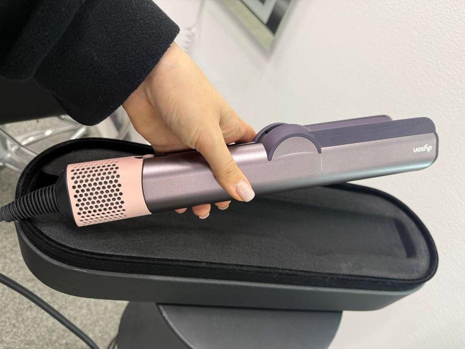 Продам Dyson Airstrait