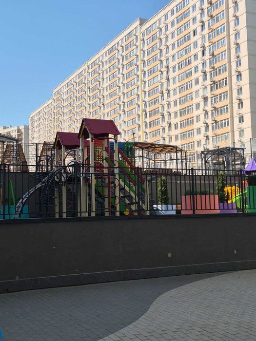 Продам 1 кімнатну квартиру з ремонтом Таїрова новий будинок