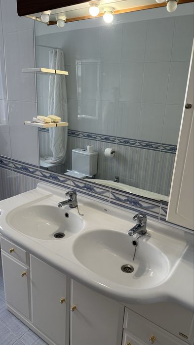Movel wc + lavatorio + torneira + espelho