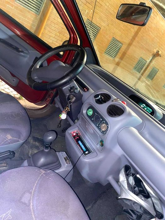 Renault Twingo 1.2 - 139.000 km - Inspeção Válida