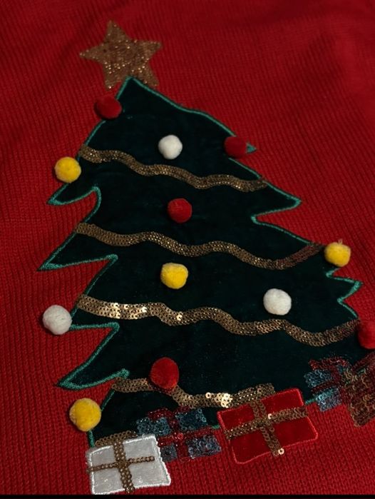 Piękny świąteczny sweterek KappAhl