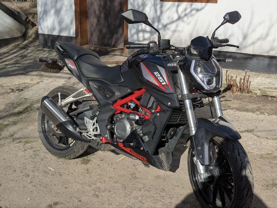 Benelli tnt 251s