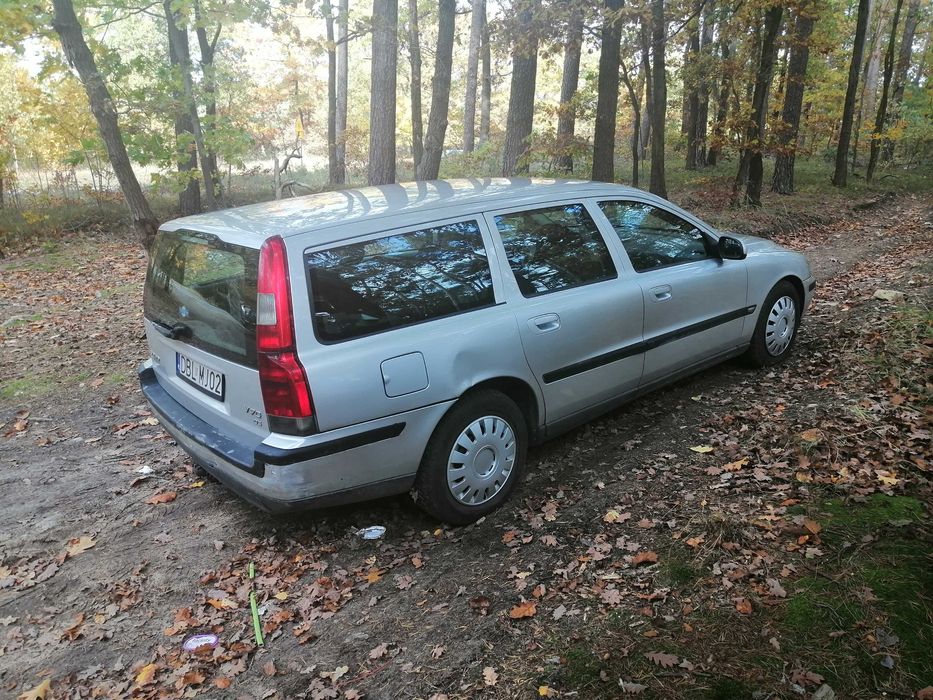 Volvo V 70 2,4D kombi