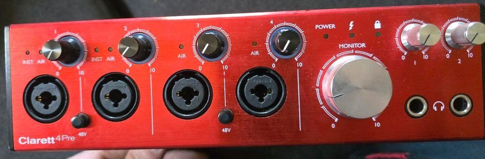 Focusrite Clarett 4Pre Thunderbolt interfejs audio