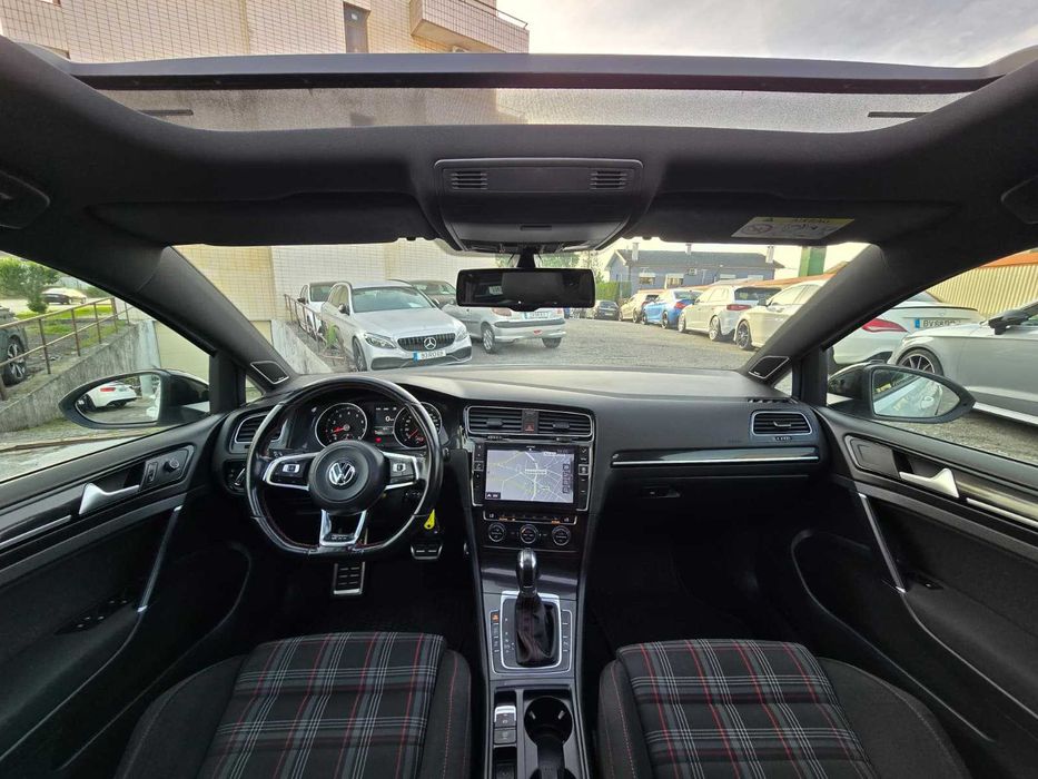 Volkswagen Golf VII GTI Performance 2.0tsi 230cv Dsg "Full Extras"