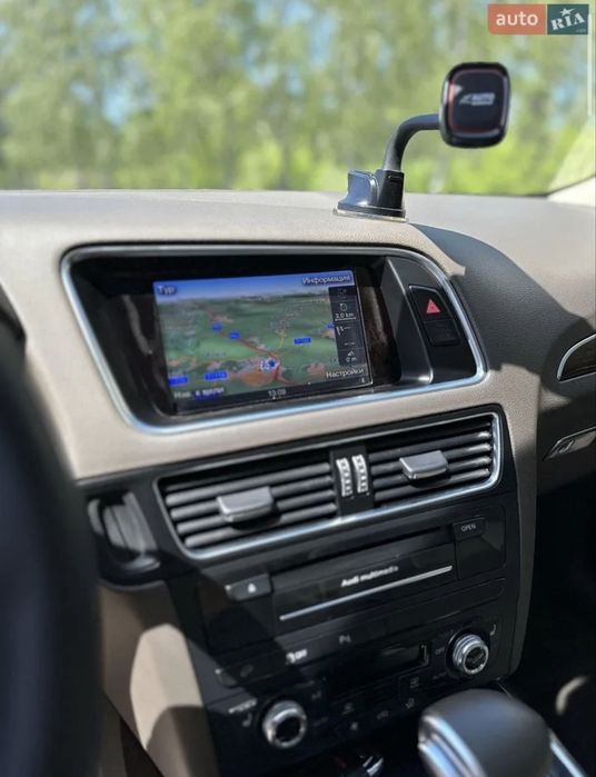 продам автомобіль Audi q5