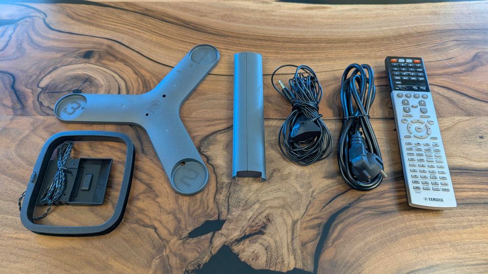 Amplituner Yamaha RX-A3040 Aventage. Topowy model.