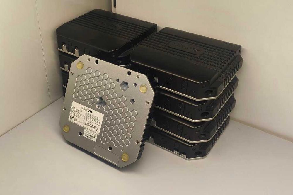 Мощный Wi-Fi 2.4Ghz Gigabit Mikrotik LtAP LTE6 kit GPS USB 3SIM