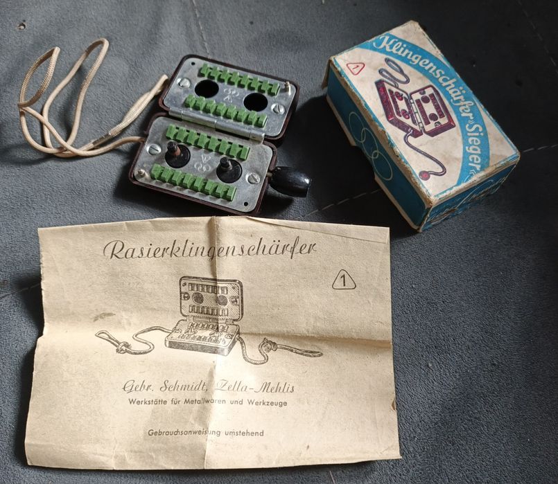 Ostrzałka do żyletek SIEGER, niemiecka 1939r
