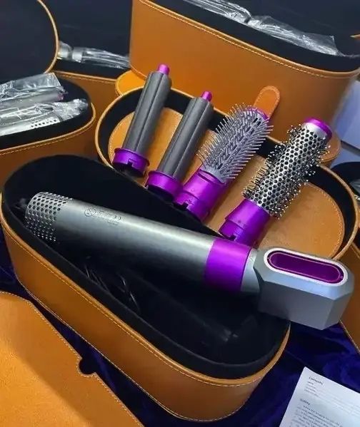 Стайлер для волосся з насадками 5 в 1 у шкіряному кейсі Dyson