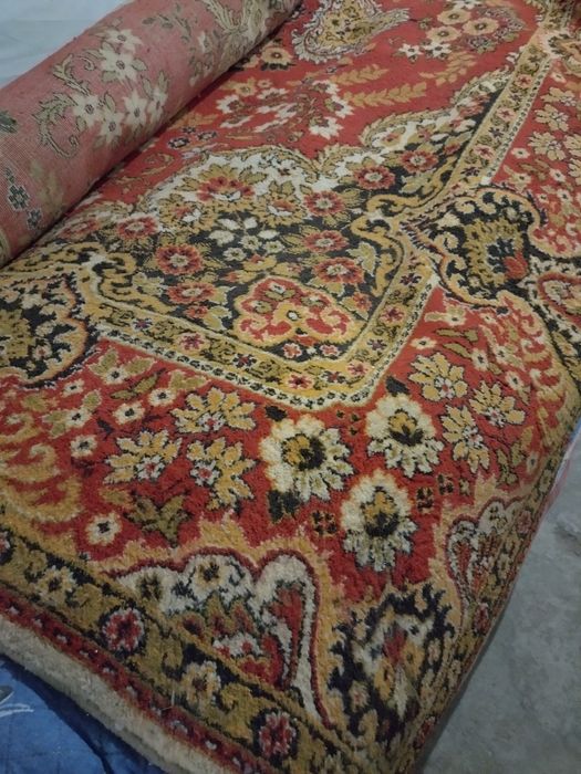 Ковер шерстяной .