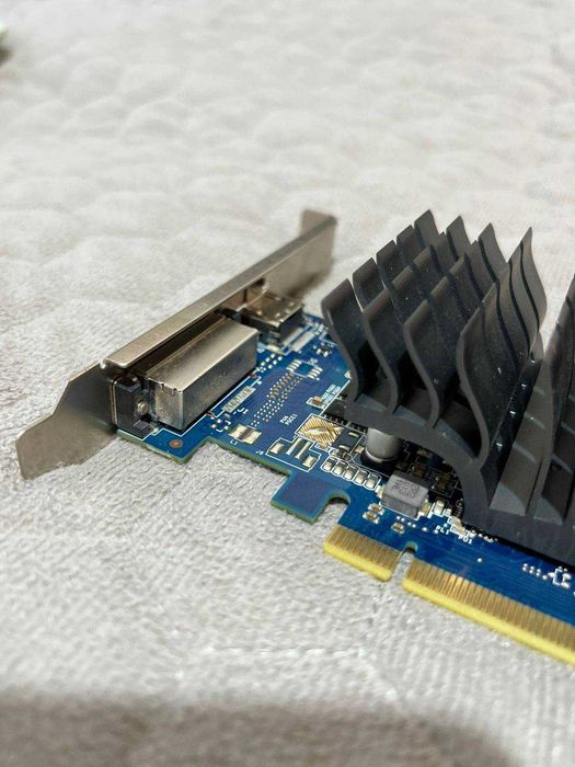 Відеокарта GeForce GT 1030, 2GB, GDDR5, пасивна