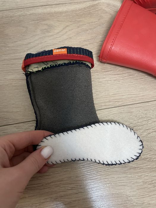 сапожки з піни  легенькі