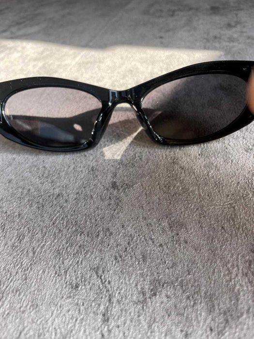 Óculos Miu Miu Pretos Sol