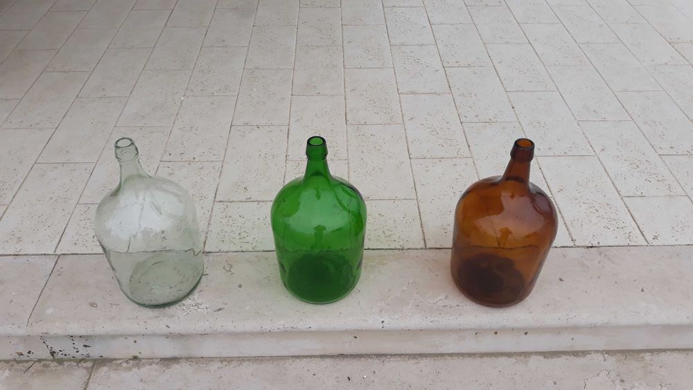 Garrafões Coloridos