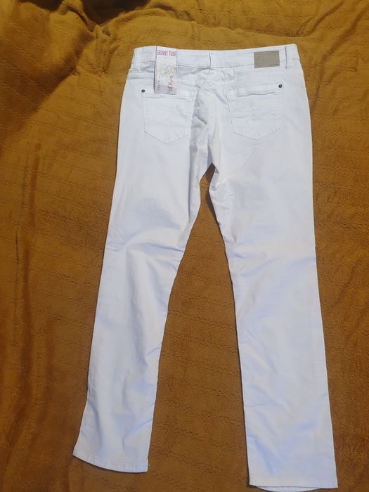 Ubrania damskie 40,42,44,46