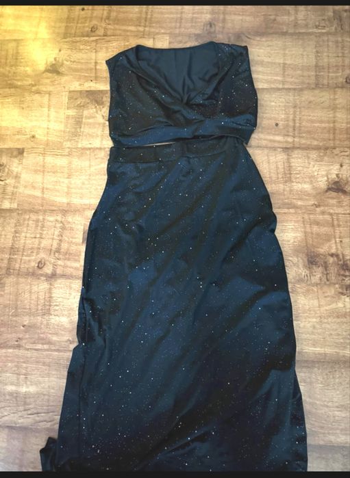 Komplet top i spódnica z kryształkami