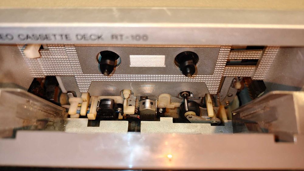 Zestaw SHARP wzmacniacz, radio, magnetofon SA-11, RT-100