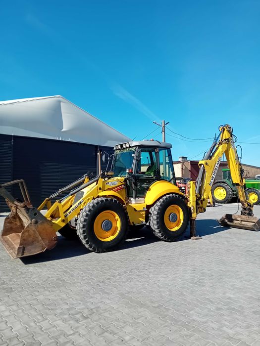 Koparko-ładowarka New Holland B115  nie case jcb stan bdb