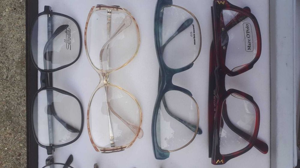 Óculos (Armações de várias marcas)
